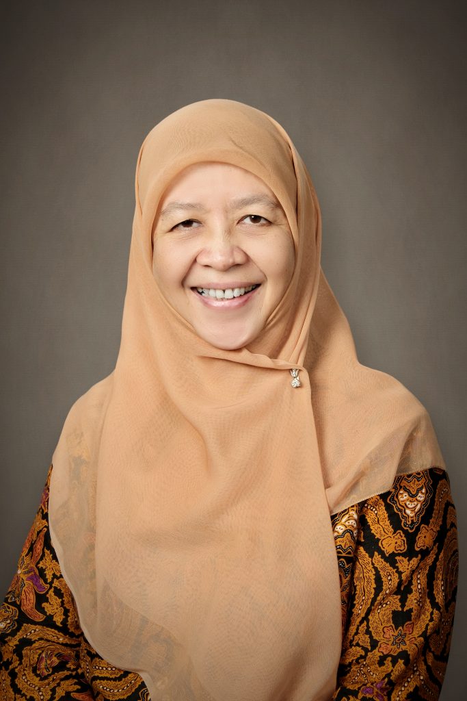 Indah-Rachmatiah-Siti-Salami-2-683x1024